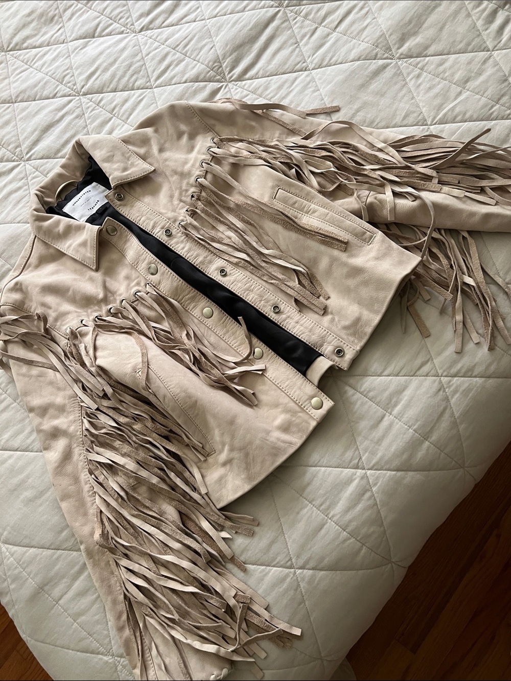 UNDERSTATED LEATHER Mustang Jacket in Marshmellow $495 small - Picture 6 of 16